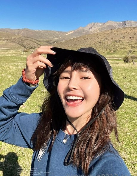 kimmyyummy 最高のスター 写真