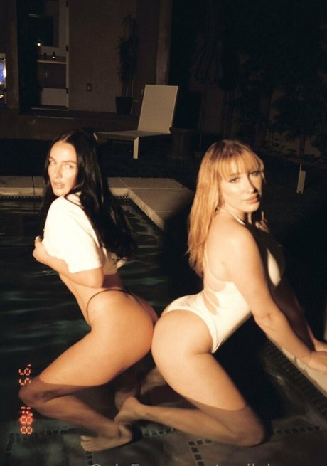 emilykernsx セクシーなスター 写真