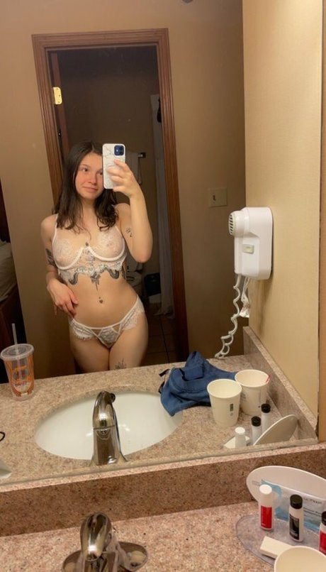 Spicy Jade 裸のモデル 写真