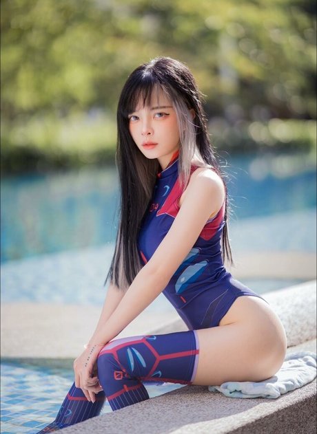 ニューハーフ 熟女 オンリーファンズ 無料セックス 画像