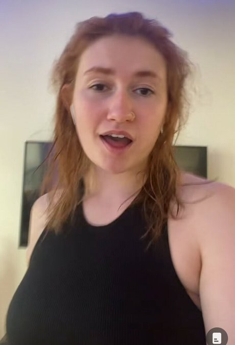 Howdyhowdyyall1 エロティック女優 写真