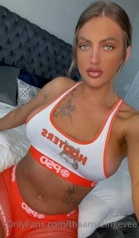 theeveemarie ヌードモデル 画像