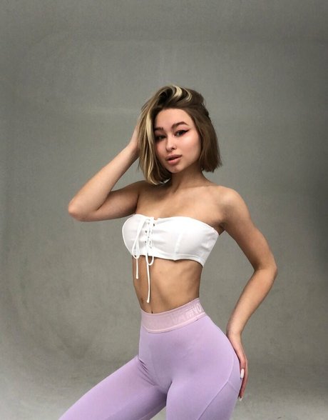 ボスオンリーファン セクシーヌード 写真