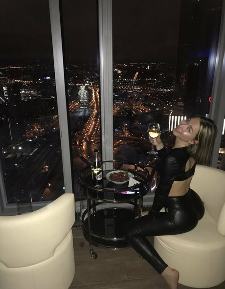 黒いお尻のオンリーファンズ 素敵 写真