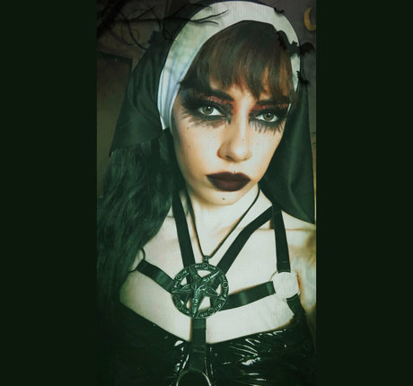 astarothluciferam 美しいモデル 写真