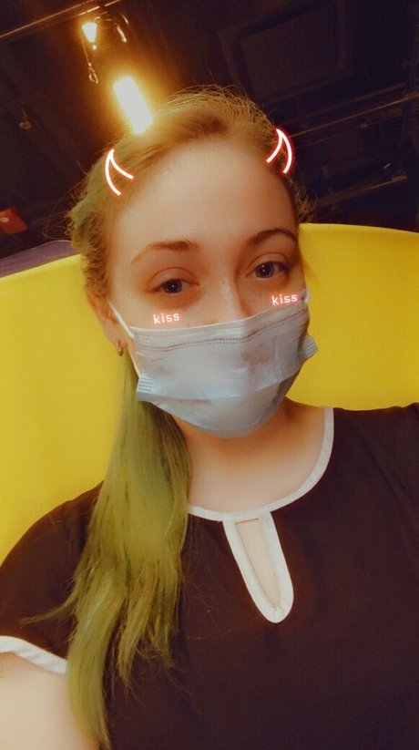 lunafayefree 裸のポルノスター 写真