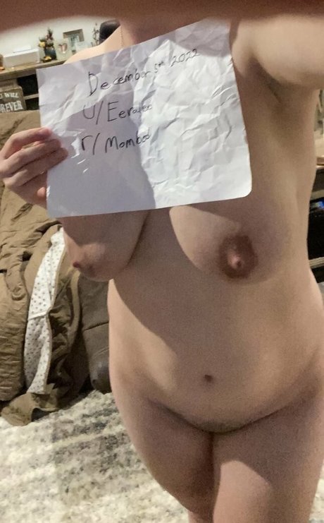 Eevalee スター ヌード ギャラリー