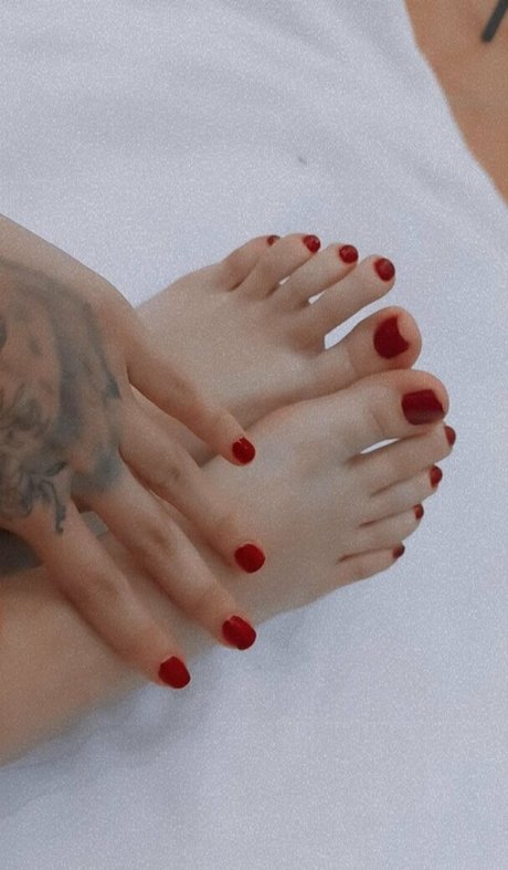 al3gomita アダルトスター 画像