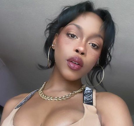 Mila Mars xxxポルノスター 写真
