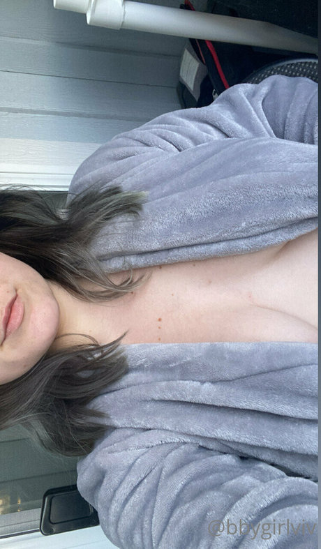 bbygirlviv モデル 写真