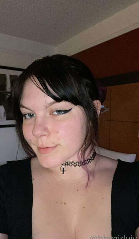 bbygirlviv スターセックス 画像