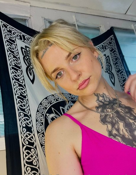lavenderquinn トップモデル 写真