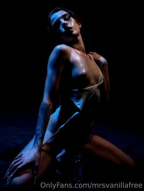 mrsvanillafreepage トップモデル 画像