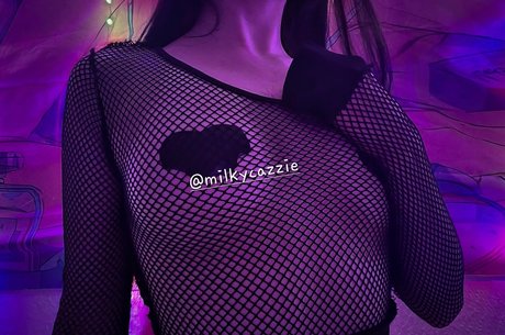 milkycazzie ヌードのポルノスター 写真