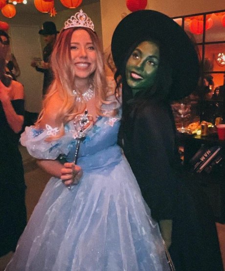 大きな乳首オンリーファンズ ホットセクシー 写真