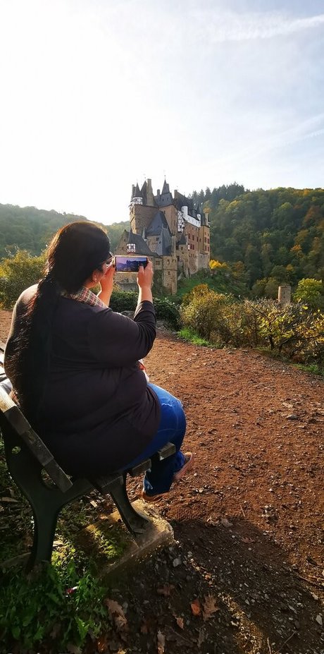 トランスティーンオンリーファンズ セクシー裸 写真