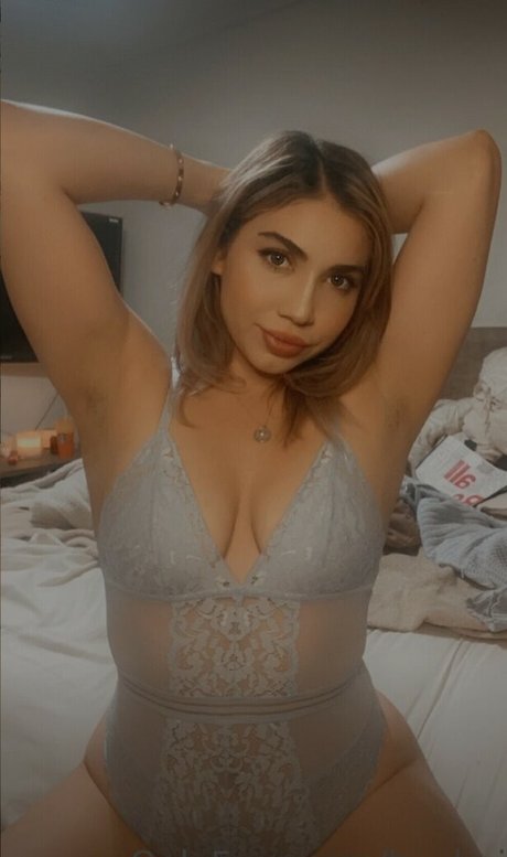 グローリーホール妻オンリーファンズ ホットセックス 画像