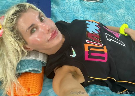 cassiebenderfitfree アダルトモデル アーカイブ