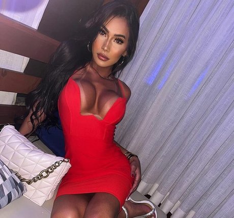 Amanda Pavanelli 高品質モデル 写真