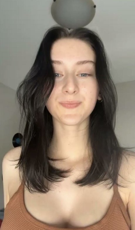 Orla Gracey エロティックなスター 写真