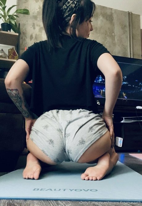 mars from earth xxx女優 写真