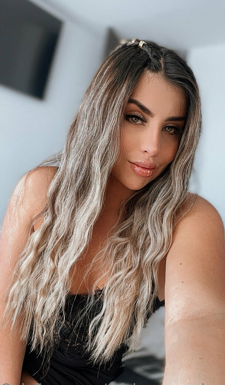 jennifer misha 独占モデル 写真