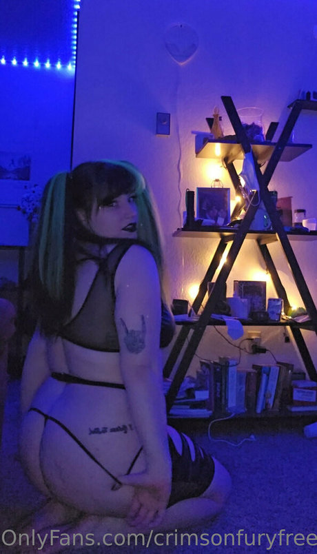 crimsonfuryfree 最高の女優 画像