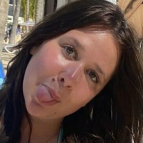 オンリーファンズを舐める セクシーヌード 画像