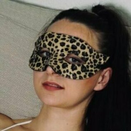 followthemaskedbunnyfree 完璧なスター 画像