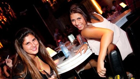 Coral Hagag 完璧なスター ギャラリー