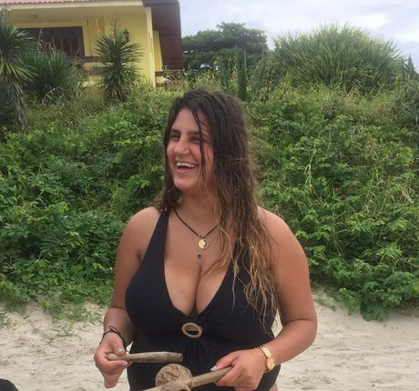 Coral Hagag アダルト女優 画像