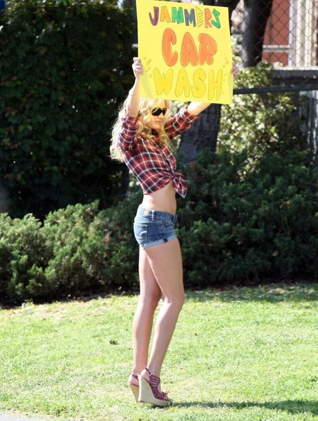 おっぱい自撮りオンリーファンズ ホットxxx 写真