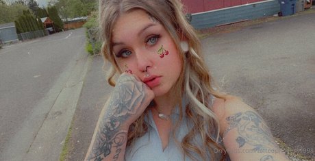 tattedprincess1998 女優 画像