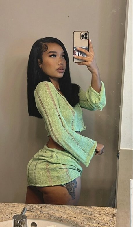 mikaadenise profile image