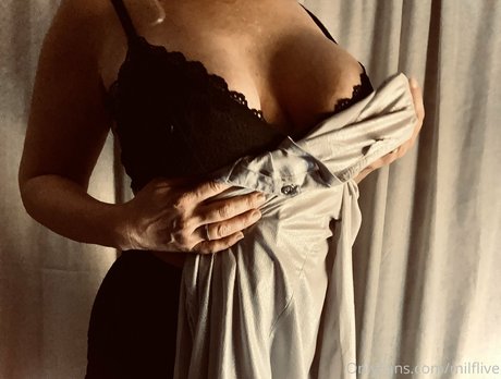 housewifeofnorway 無料モデル 画像