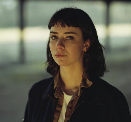 Aynsleigh Escher セクシーなスター ギャラリー