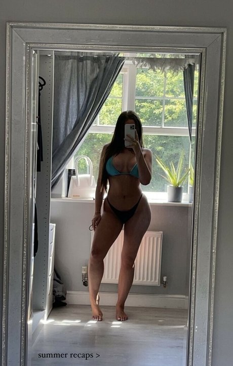 Kiera Lucy ポルノスター 写真