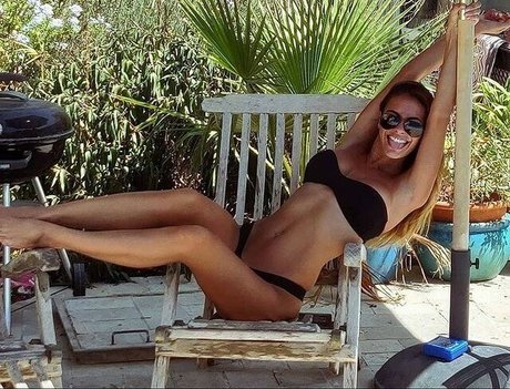 ストリッパーオンリーファンズ ポルノ ギャラリー