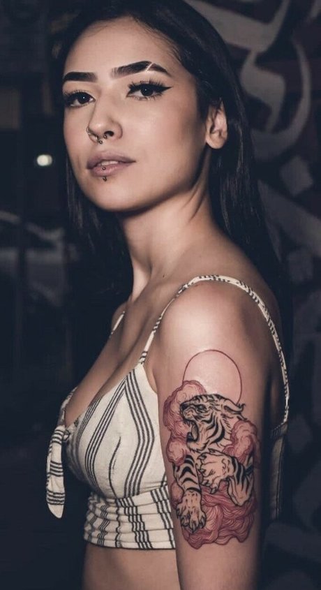 Baconehruim 完璧な女優 画像