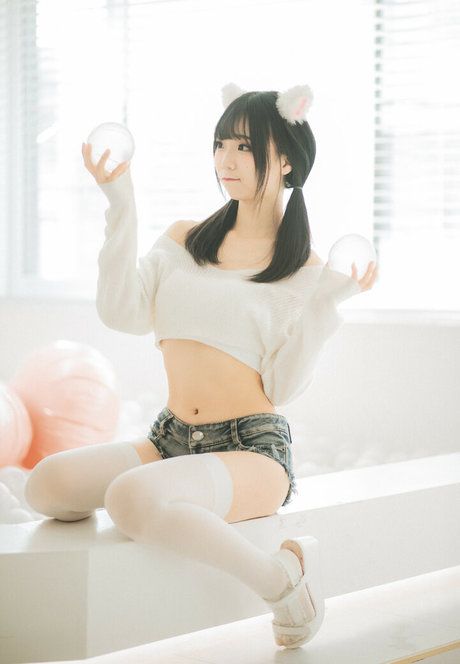 hattiecos トップモデル 写真