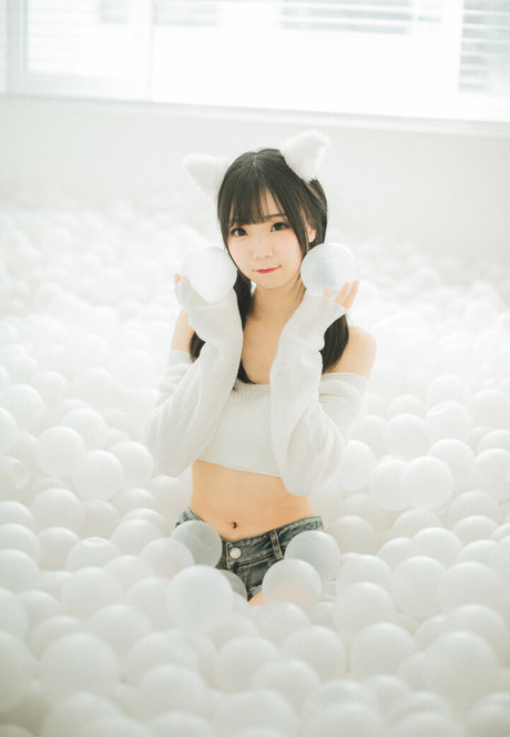 hattiecos 完璧なモデル 画像