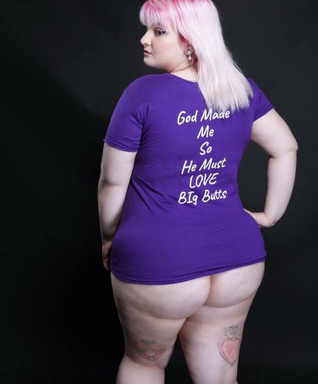 Hilary Ilariaa 最高のポルノスター 写真