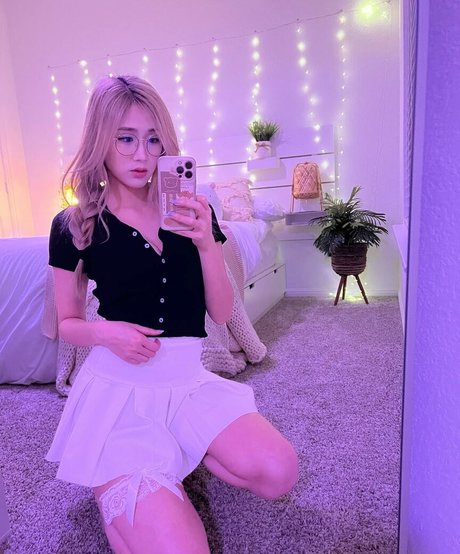 Yougelly ヌード女優 画像