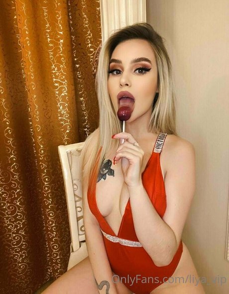 liya barbi your アート女優 写真