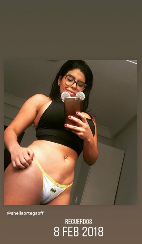 Sheila Ortega セックススター 写真
