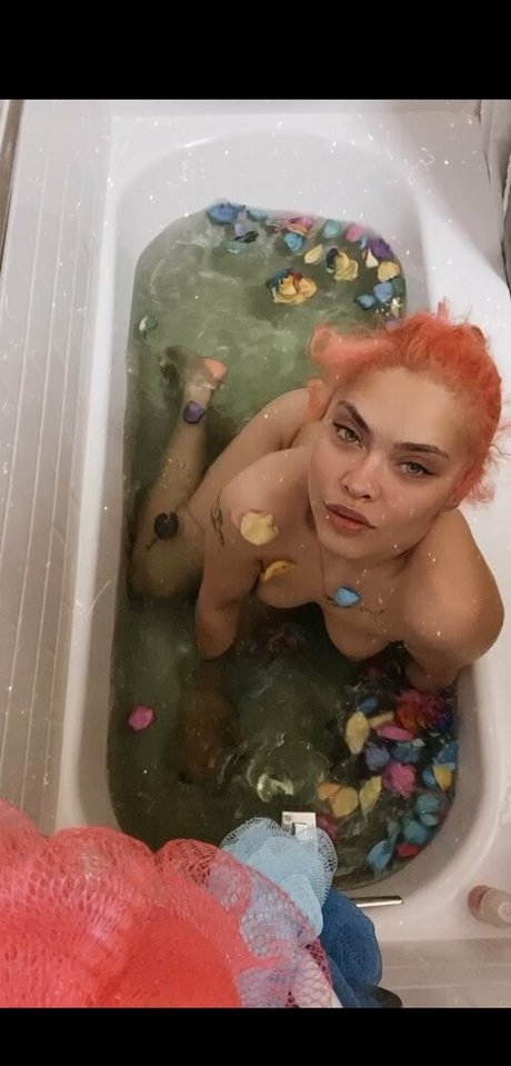 lolaslimm 完璧なスター 写真