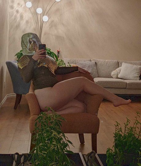 裸のシャワー オンリーファンズ HD ギャラリー