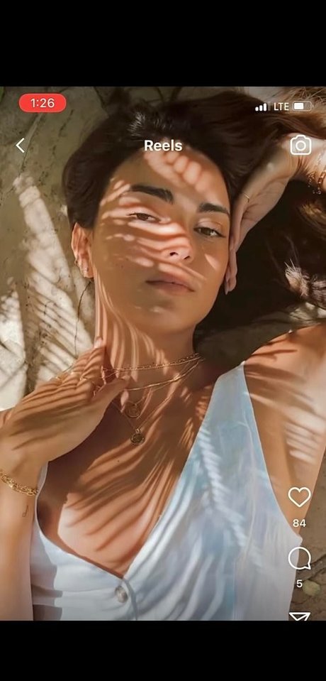 Kyra Santoro スター 写真