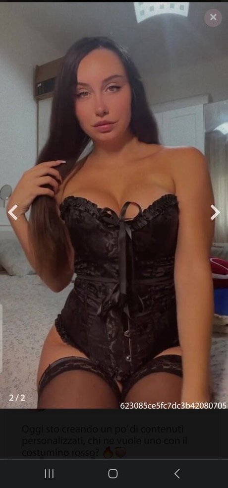 Esmeralda Morichelli ヌード女優 画像