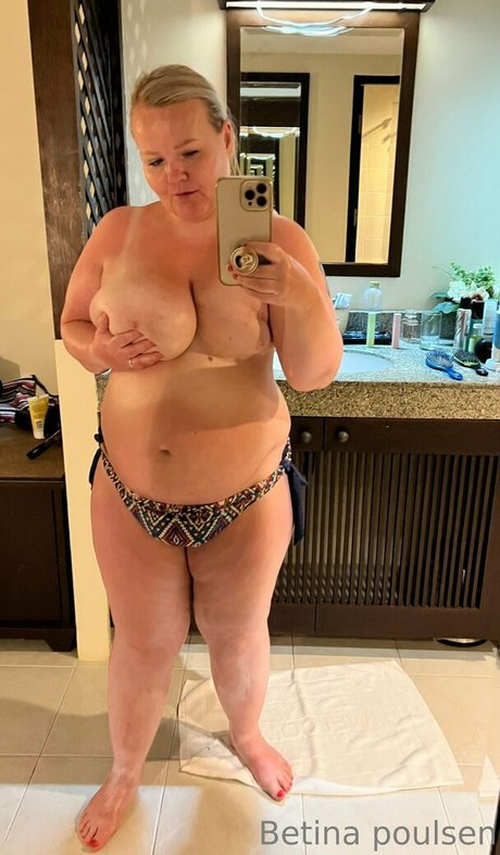 巨根ゲイオンリーファンズ セクシーヌード 写真